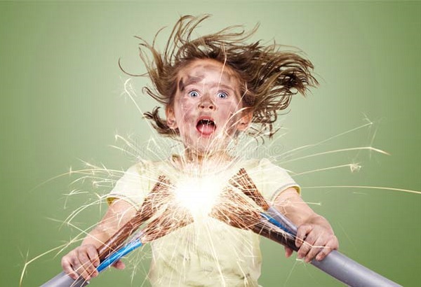 Giải mã giấc mơ bị điện giật để tìm ra những con số may mắn 3 y nghia mo bi dien giat